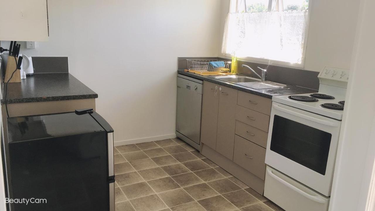 Cozy 3 Bedrooms House 6 Chapman Place Rotorua Bagian luar foto